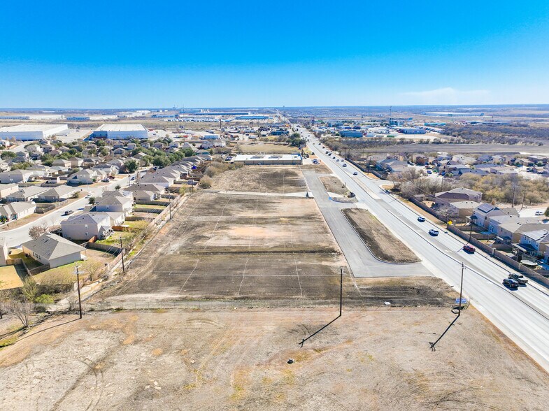 More Photos Of IH-10 E & N Foster Rd, San Antonio Land For Sale