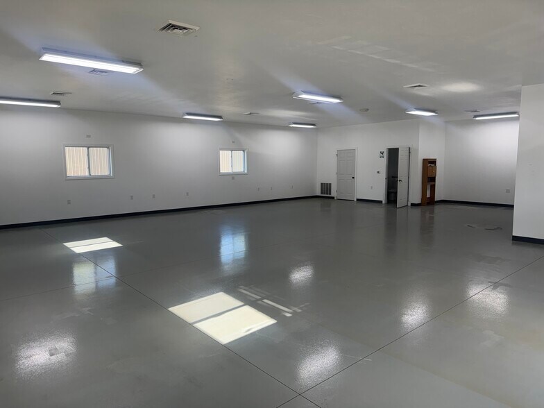 More Photos Of 3978 State Road 21, Oshkosh General Retail For Lease