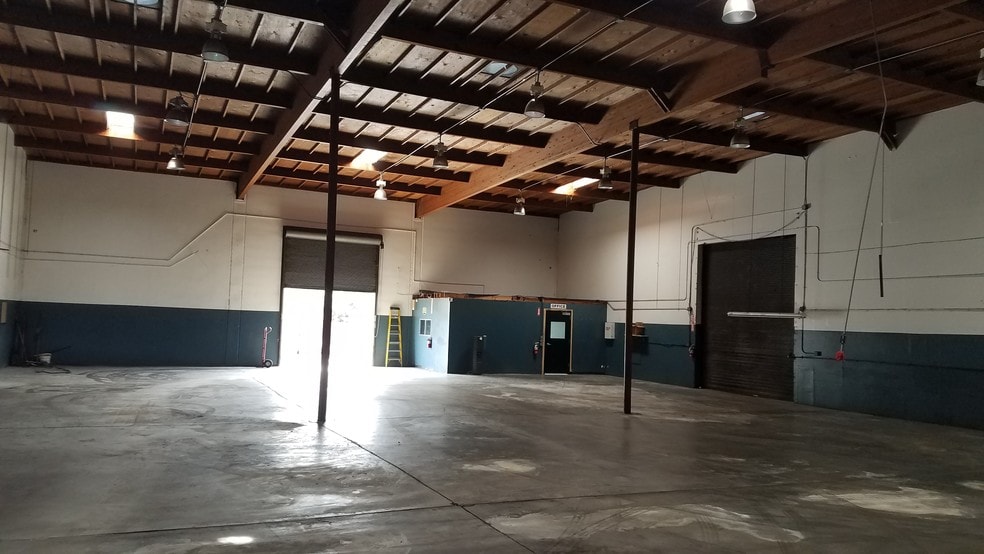 More Photos Of 6886-6894 Village Pky, Dublin Freestanding For Lease