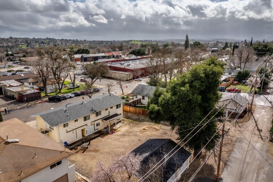 More Photos Of 2219 Oak St, Paso Robles Multifamily For Sale