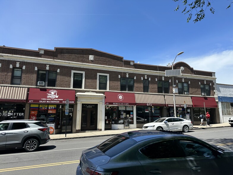 Primary Photo Of 677 Main St, New Rochelle Storefront Retail Office For Lease
