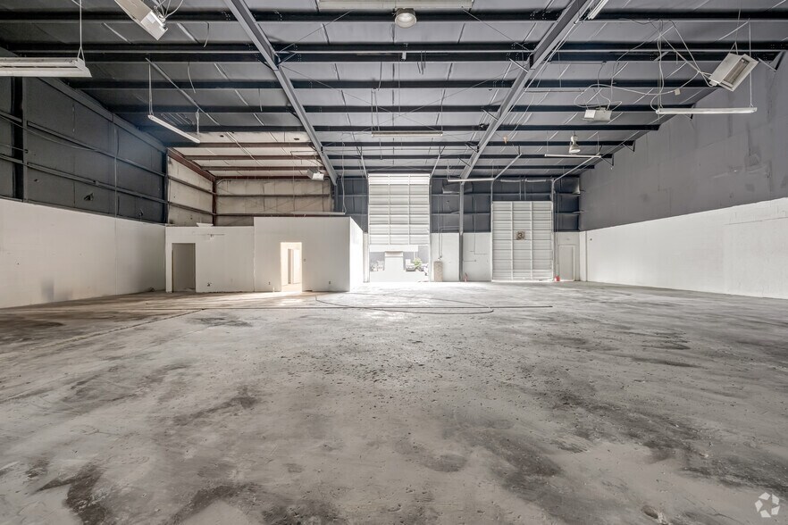 More Photos Of 6275 Highway 85, Riverdale Unknown For Lease