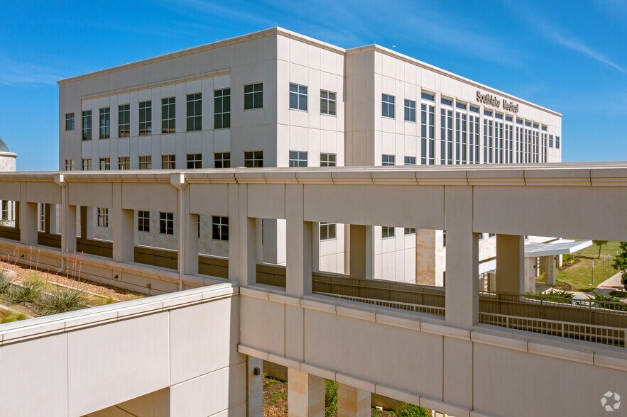 More Photos Of 431 E State Highway 114, Southlake Medical For Lease