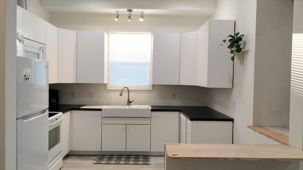 More Photos Of 125 Stripling St, Ball Ground Multifamily For Sale