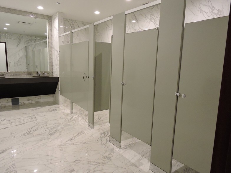 More Photos Of 70 Country Hills Land NW, Calgary Office For Lease