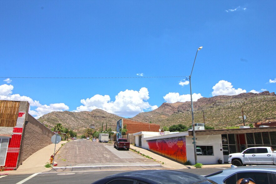 More Photos Of 199 W Main St, Superior Storefront For Sale