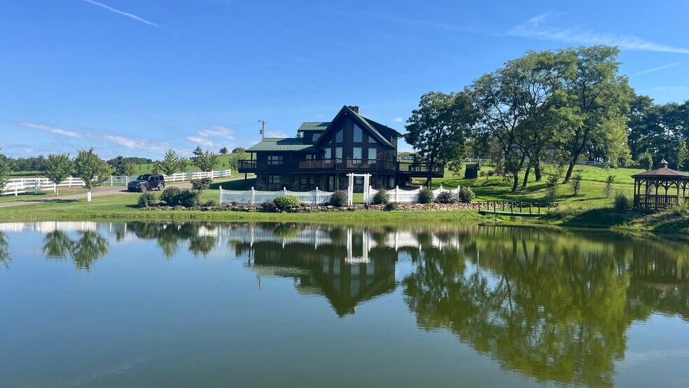 More Photos Of 1504 Smith Township State Rd, Burgettstown Flex For Lease