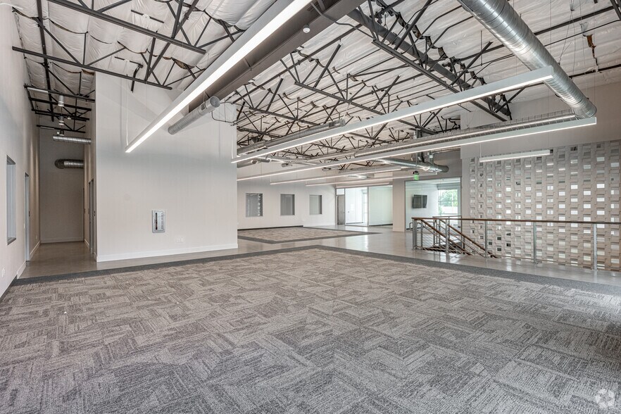 More Photos Of 9920 Pioneer Blvd, Santa Fe Springs Unknown For Lease