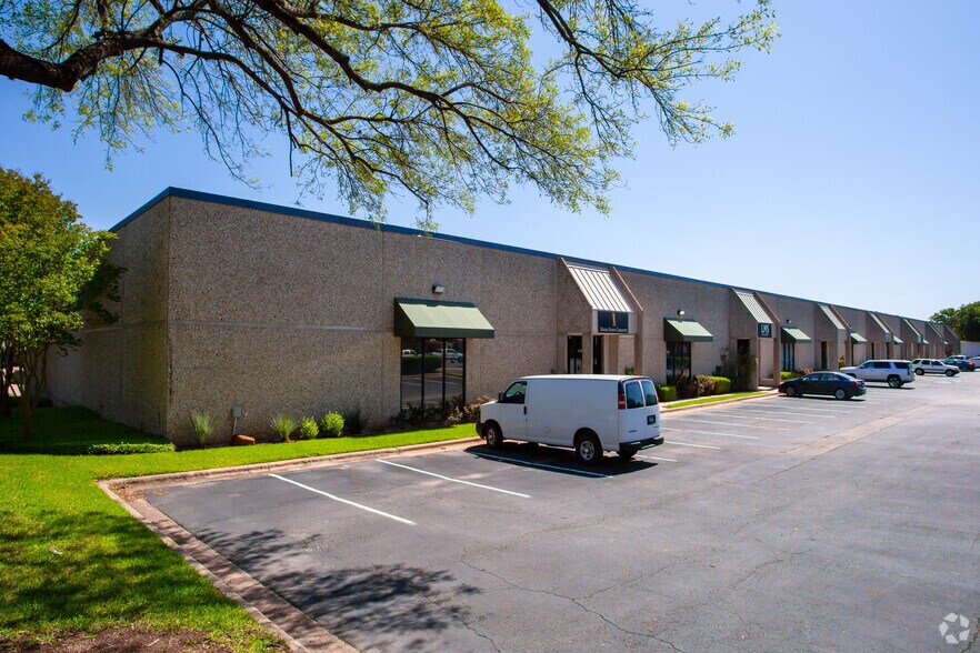 More Photos Of 2010 Centimeter Cir, Austin Industrial For Sale