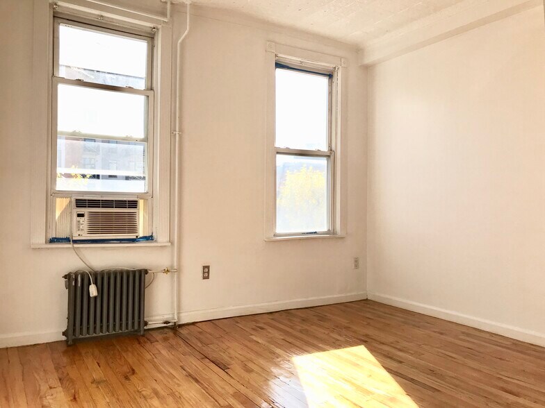 More Photos Of 33 Withers St, Brooklyn Apartments For Sale