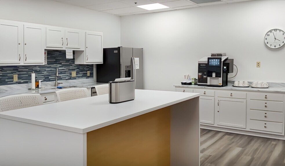 More Photos Of 11260 Chester Rd, Cincinnati Coworking Space