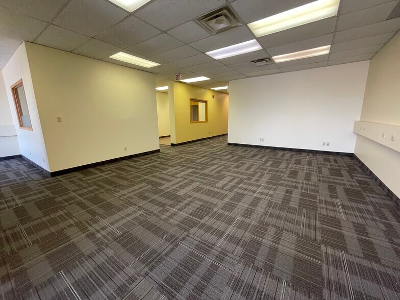 More Photos Of 4915 & 4926 54th Street, Red Deer Office For Sale