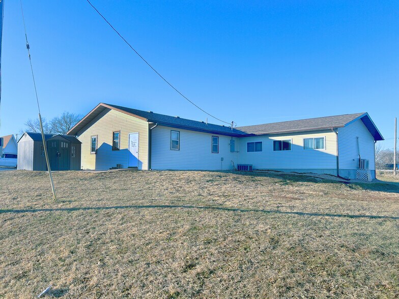 More Photos Of 418 S 14th St, Wymore General Retail For Sale