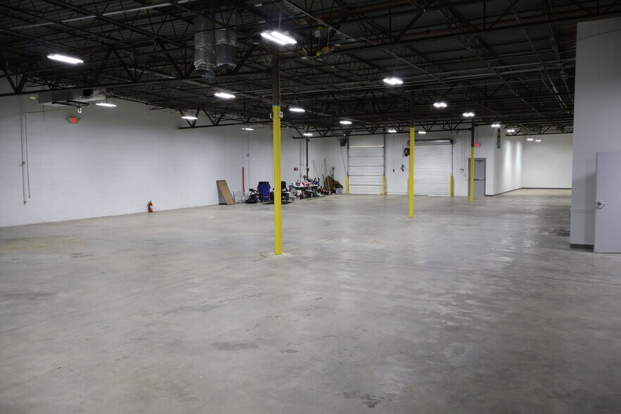 More Photos Of 5345 Oakbrook Pky, Norcross Industrial For Sale