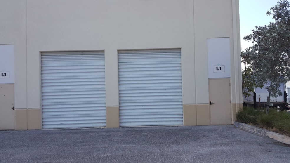 More Photos Of 2755 Vista Pky, West Palm Beach Coworking Space