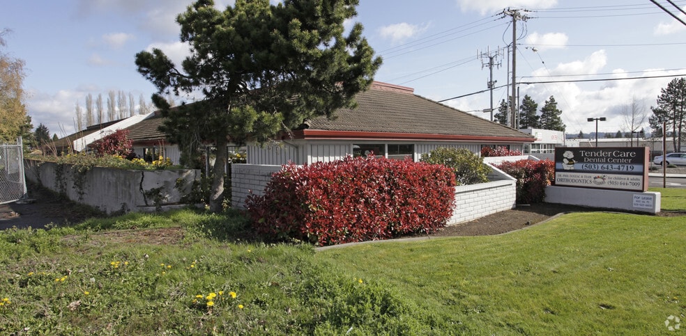 More Photos Of 4095 SW 144th Ave, Beaverton Medical For Lease