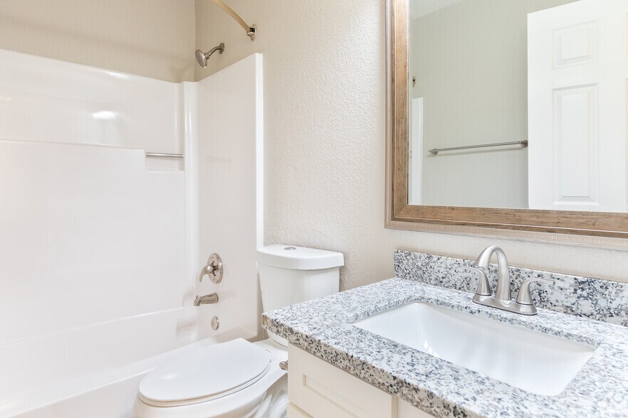 More Photos Of 505-531 Capps Ln, Ukiah Apartments For Sale