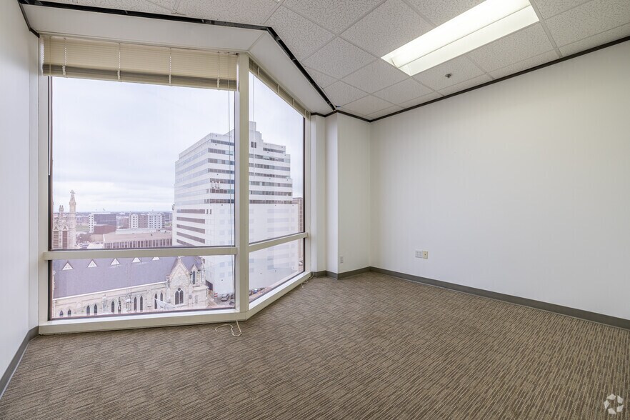 Photo of 11st Floor Ste 1135