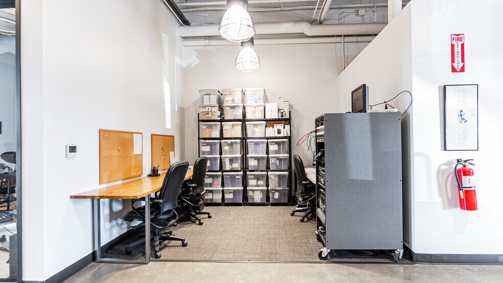 More Photos Of 701-723 N Douglas St, El Segundo Loft Creative Space For Lease