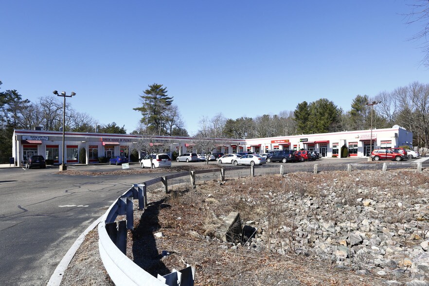 More Photos Of 347 Centre Ave, Rockland Unknown For Lease