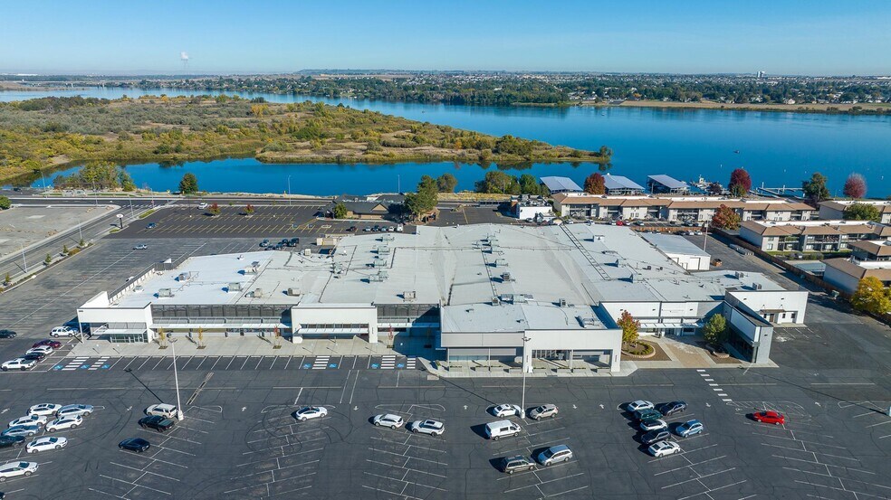 More Photos Of 2600 N Columbia Center Blvd, Richland Unknown For Lease