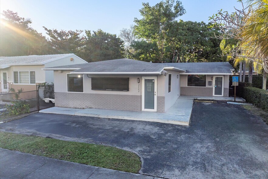 More Photos Of 2482 Secoffee Ter, Coconut Grove Medical For Lease