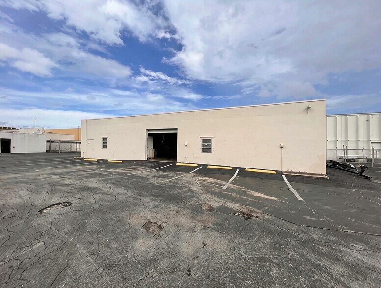 More Photos Of 950 SW 12th Ave, Pompano Beach Manufacturing For Sale