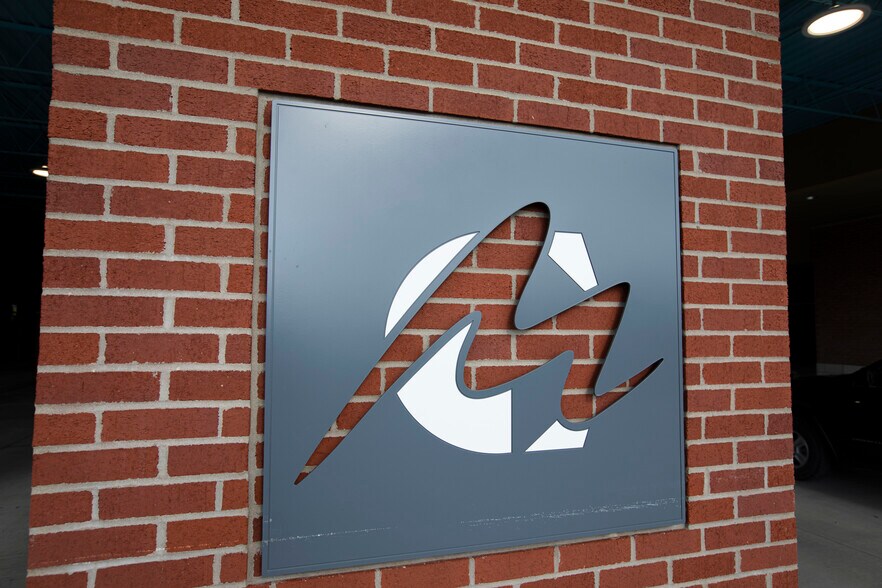 More Photos Of 2600 Middletown Commons, White Hall Coworking Space