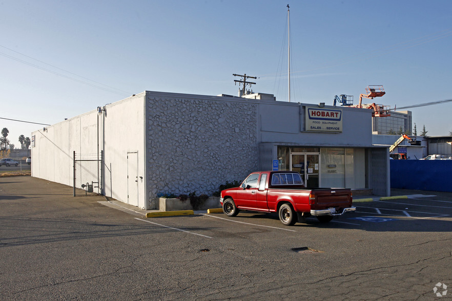 Primary Photo Of 1584 Silica Ave, Sacramento Warehouse For Sale