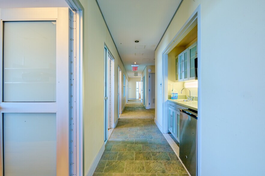 More Photos Of 583 Riverside Dr, New York Apartments For Lease