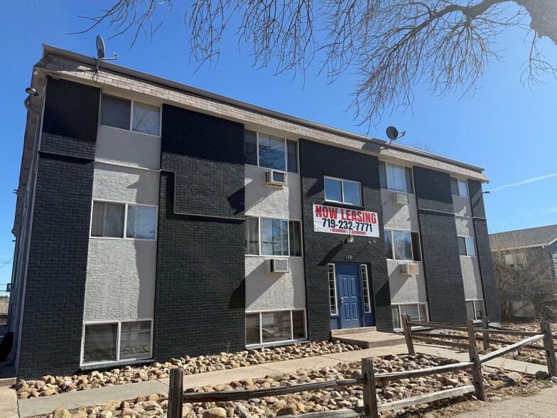More Photos Of 107 University Dr, Colorado Springs Apartments For Sale