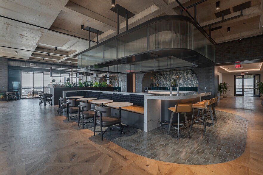 Primary Photo Of 1333 Oak Lawn Ave, Dallas Office For Lease