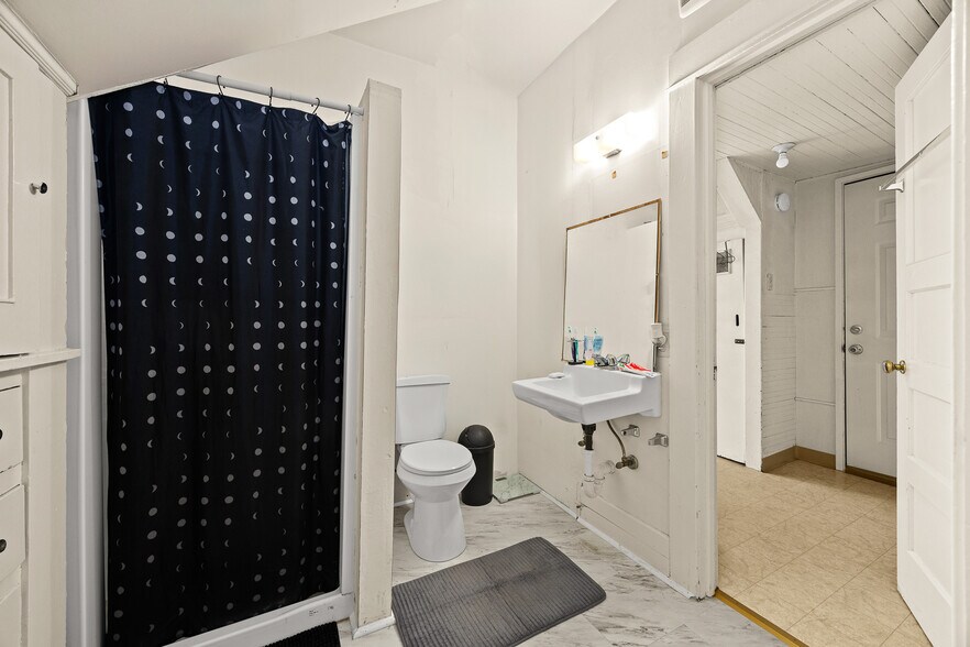 More Photos Of 1156 Steuben St, Pasadena Apartments For Sale