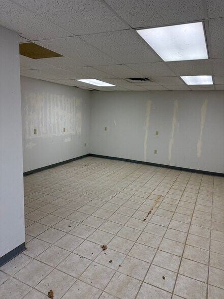 More Photos Of Intersection of I-94 and Sate Hwy 12-29, Elk Mound Office For Lease