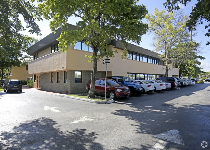 Primary Photo Of 9485 Sunset Dr, Miami Unknown For Lease