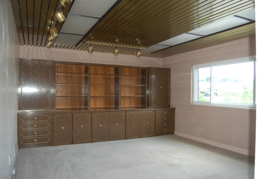 More Photos Of 201 Luray Dr, Wintersville Office For Lease