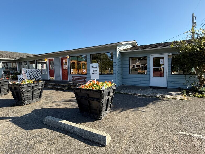 More Photos Of 1910 Bay Ave, Ocean Park Freestanding For Sale