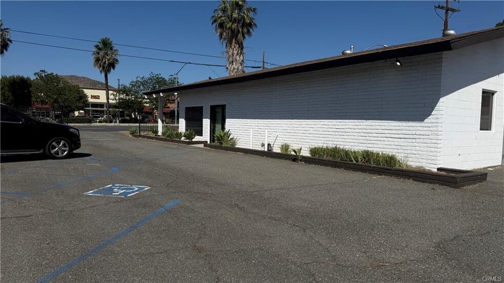 More Photos Of 4943 La Sierra Ave, Riverside Freestanding For Lease