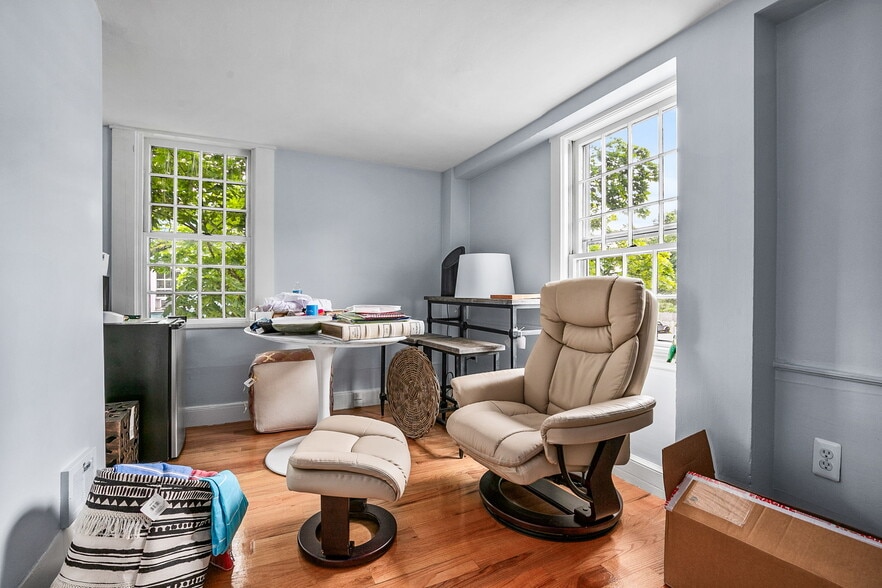 More Photos Of 44 North St, Hingham Storefront For Lease