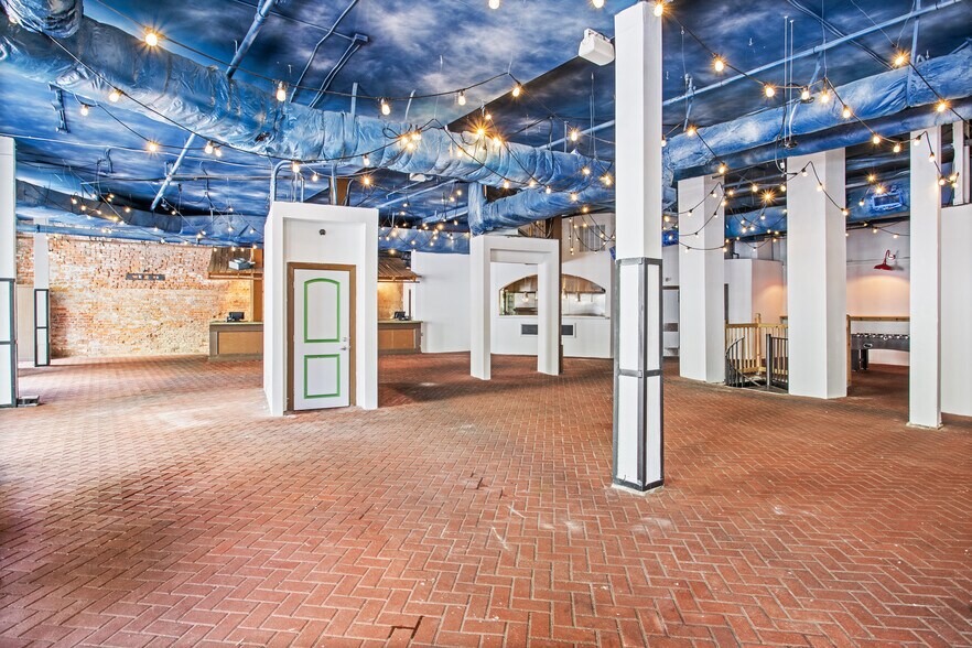 More Photos Of 840 Tchoupitoulas St, New Orleans Storefront Retail Residential For Sale