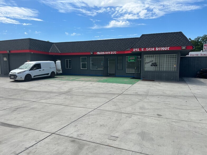 More Photos Of 291 E 5th St, San Bernardino Service Station For Sale