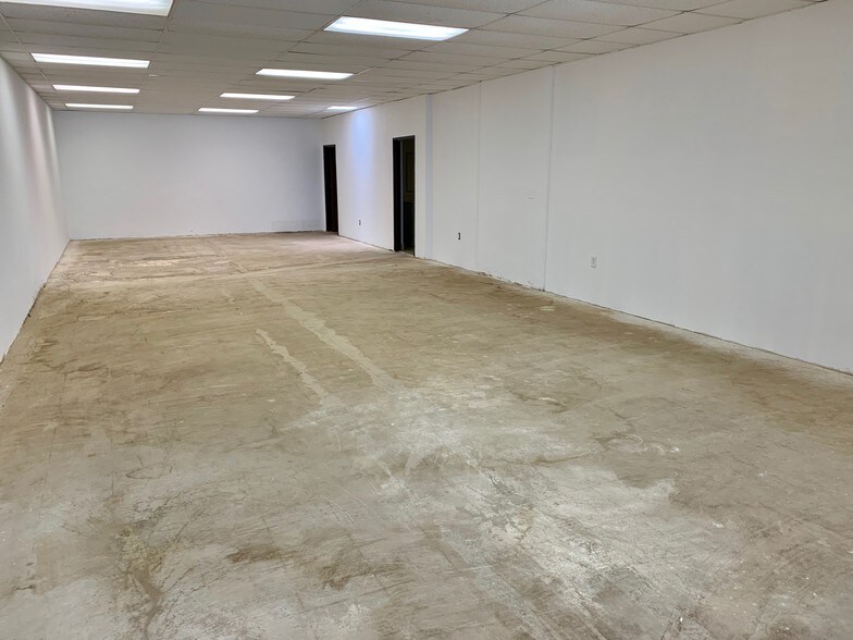 More Photos Of 1510 S Vermont Ave, Los Angeles Storefront Retail Office For Sale