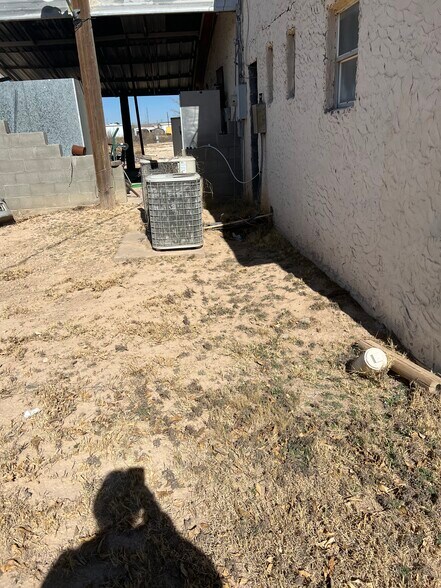 More Photos Of 1103 U.S. 385, Highway, Mccamey General Retail For Sale