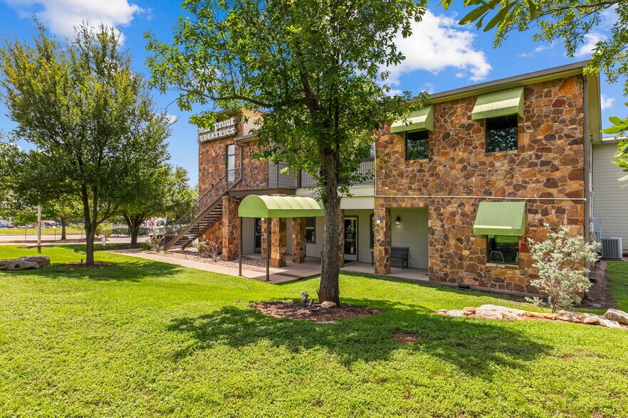 Primary Photo Of 13917 W Hwy 71, Bee Cave Medical For Sale