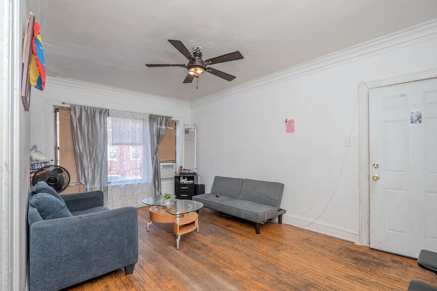 More Photos Of 7701 S Eggelston St, Chicago Apartments For Sale