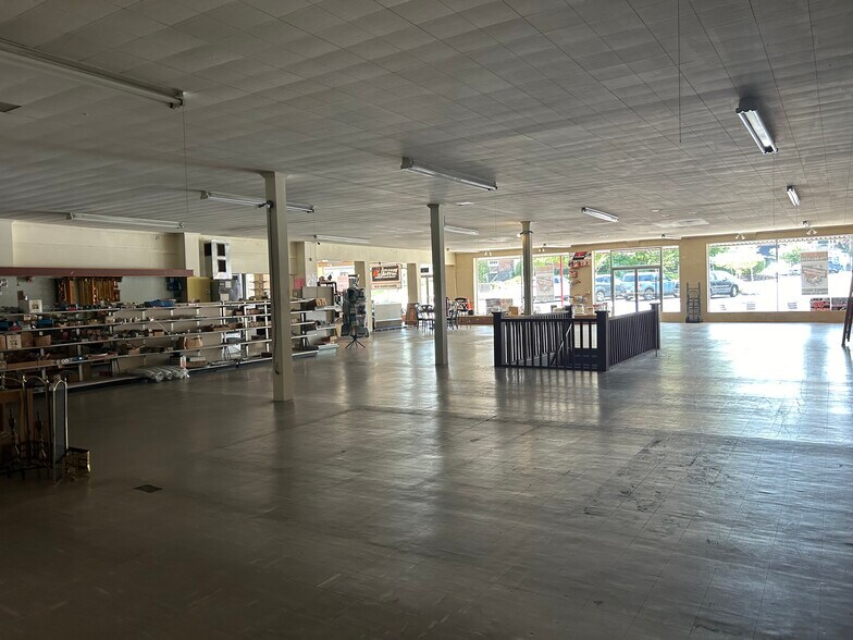 More Photos Of 15 Courthouse Sq, Cleveland Office For Sale