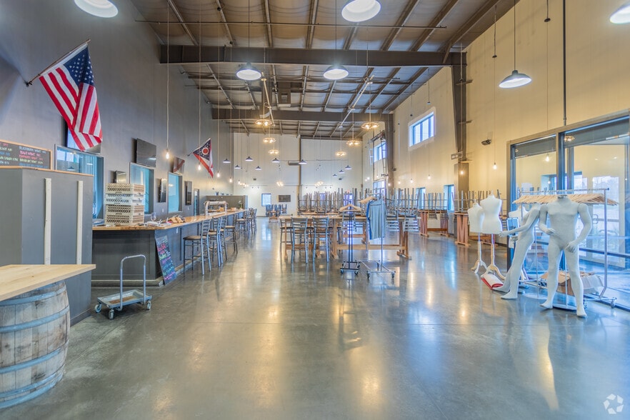 More Photos Of 6550 Hamilton Lebanon Rd, Monroe Warehouse For Sale