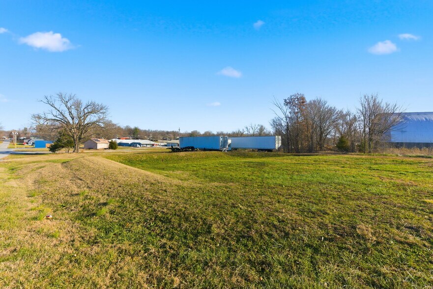 More Photos Of 401 Boone st, Ash Grove Land For Sale