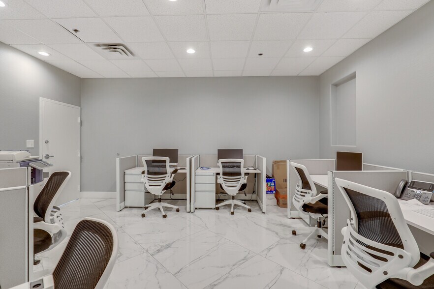 More Photos Of 4187 S Pecos Rd, Las Vegas Medical For Sale