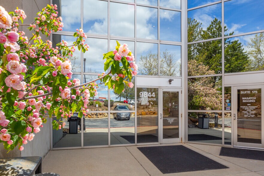 More Photos Of 9844 S 1300 E, Sandy Medical For Lease